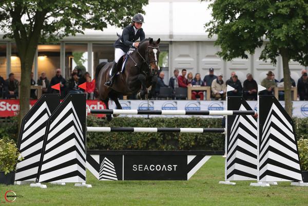 Karline en Fantomas derde in 1.50m Paderborn